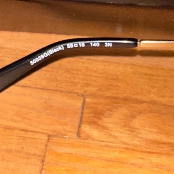 Coach Women's Samantha Vintage Black Sunglasses with Case - Picture 8 of 8